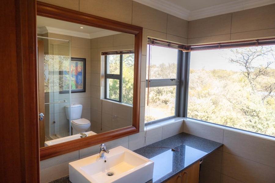 5 Bedroom Property for Sale in Vaal de Grace Nature Estate Free State